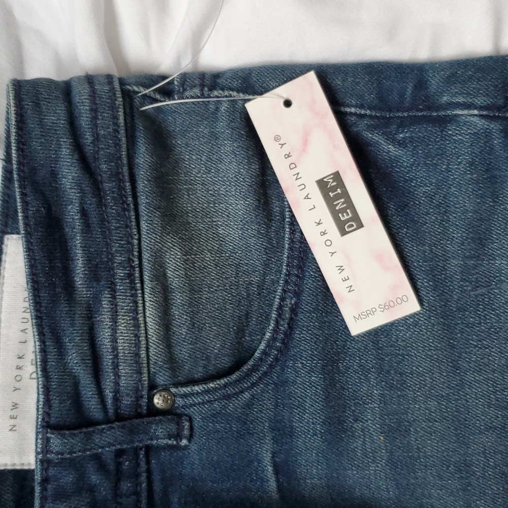 Jean Shorts - Picture 5 of 8